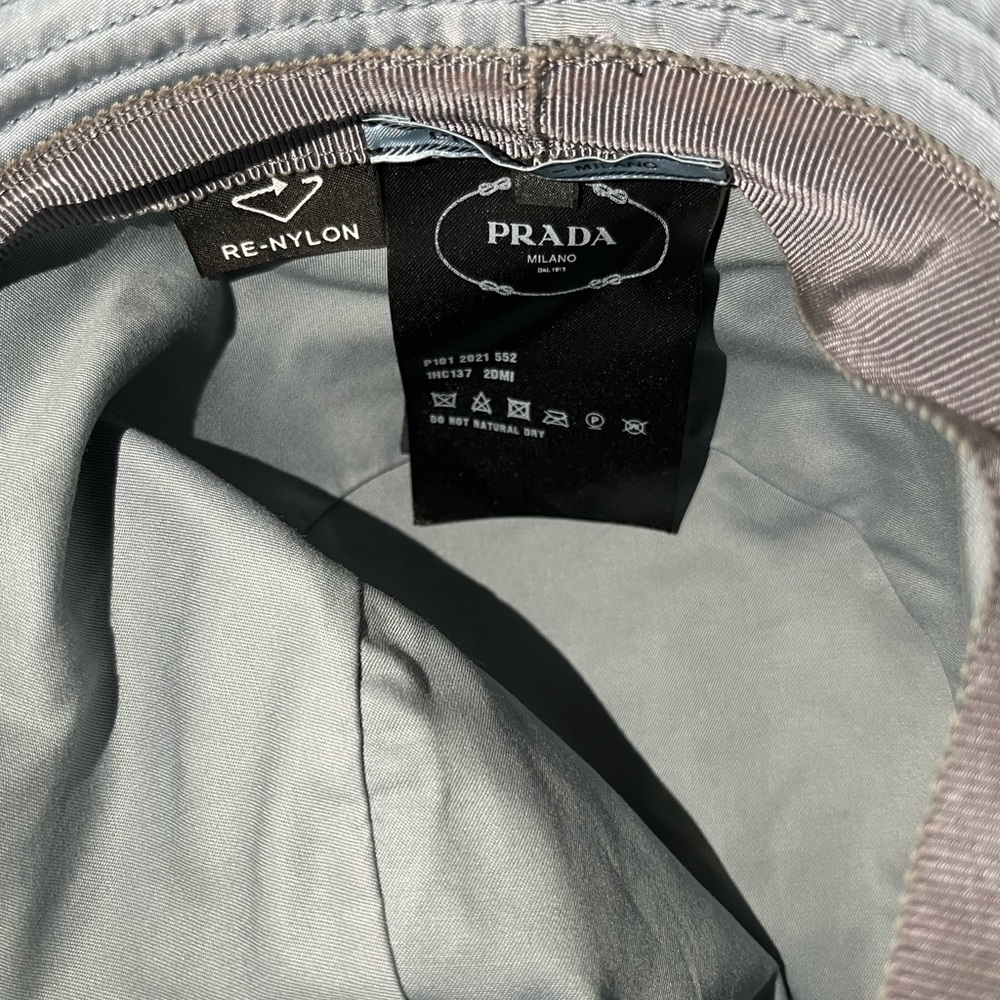 Prada hat - Picture 2 of 3